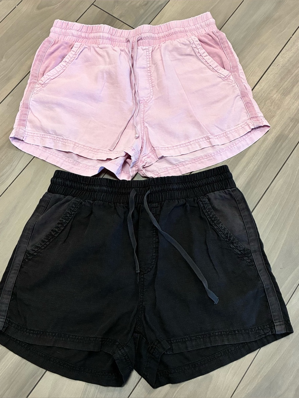 Splendid Women’s Campside Shorts Bundle Pink Black Size Medium
